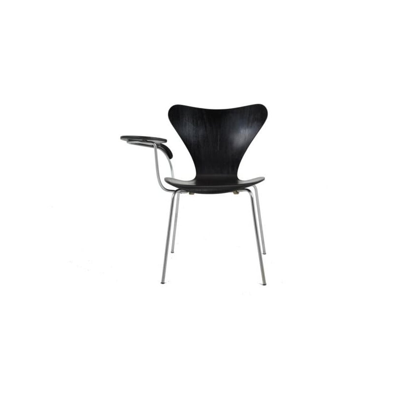 Fritz Hansen "Serie 7" chair with writing tablet, Arne JACOBSEN - 1960s