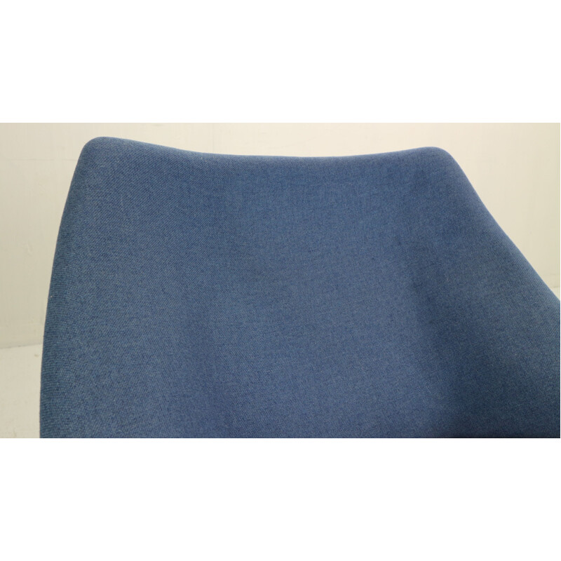 Vintage F157 blue armchair by Pierre Paulin for Artifort, Netherlands 1964