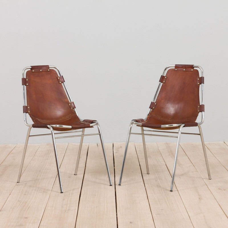 Paire de chaises vintage en cuir de vachette brun hpour Les Arc, 1960