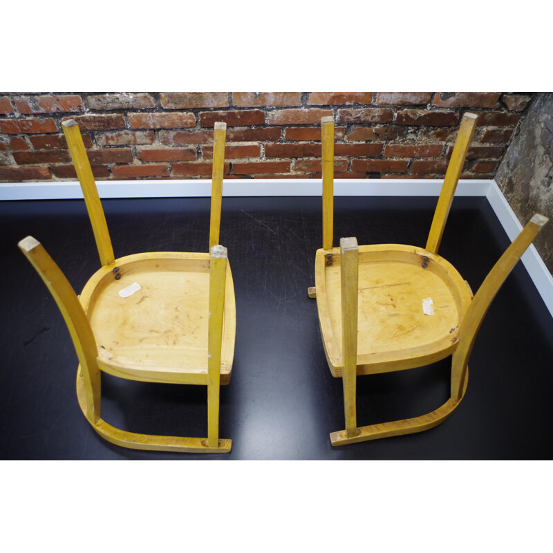 Chaise vintage en bois courbé