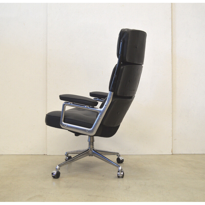 Herman Miller "Lobby Chair" in black leather, Charles & Ray EAMES - 1960s