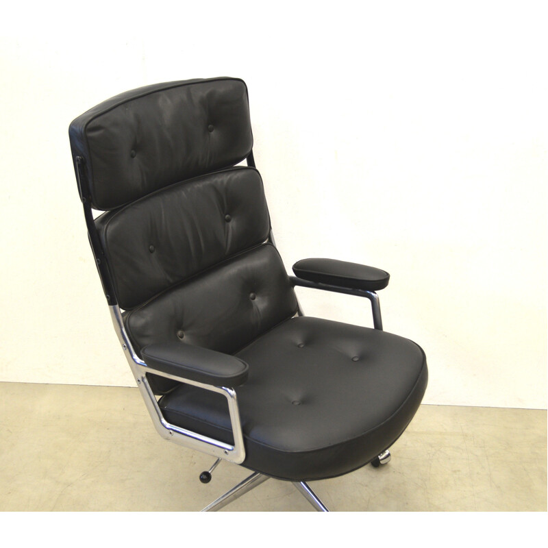 Herman Miller "Lobby Chair" in black leather, Charles & Ray EAMES - 1960s