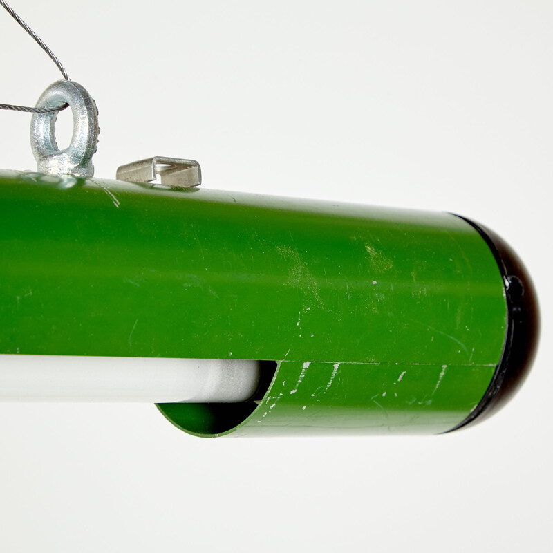Lampada industriale tubolare verde vintage, 1980