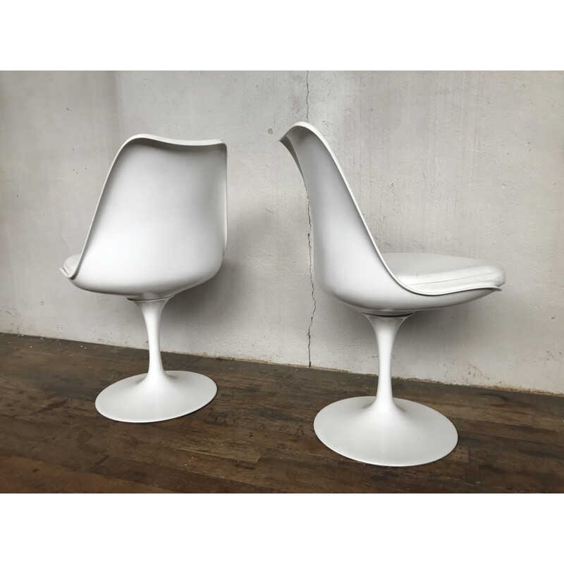 Pair of vintage tulip chairs by Eero Saarinen for knoll, 1970