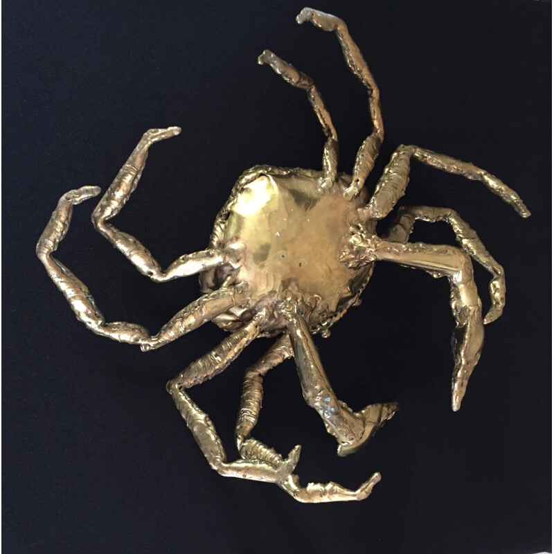 Sculpture of a vintage spider crab in brass and rose quartz by Richard and Isabelle Faure