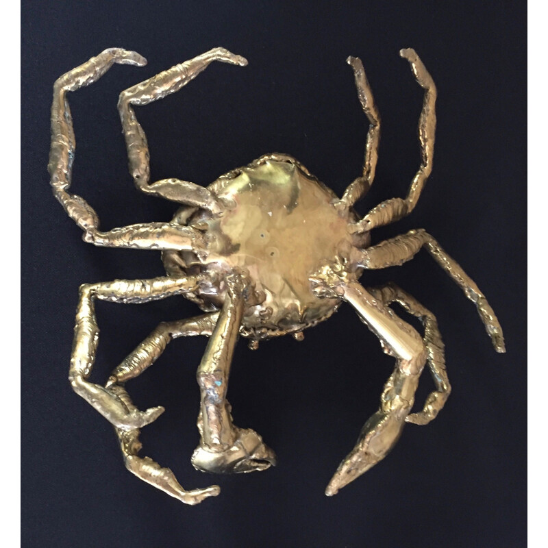 Sculpture of a vintage spider crab in brass and rose quartz by Richard and Isabelle Faure