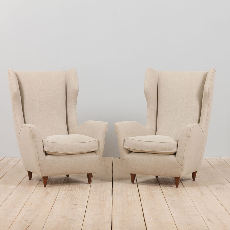 Pair of vintage Italian Wingback lounge chairs model 512 by Gio Ponti, 1950s