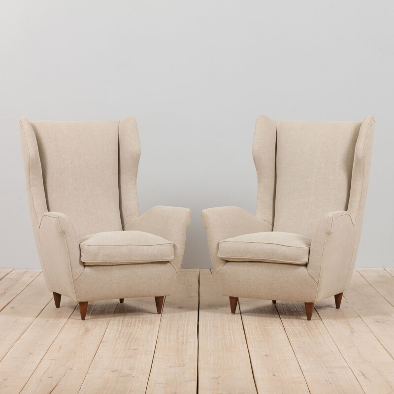 Pair of vintage Italian Wingback lounge chairs model 512 by Gio Ponti, 1950s