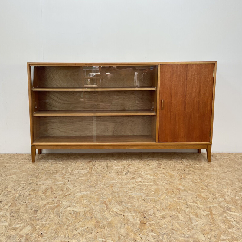 Mid centurys teak highboard for Herbert H Gibbs, 1960s