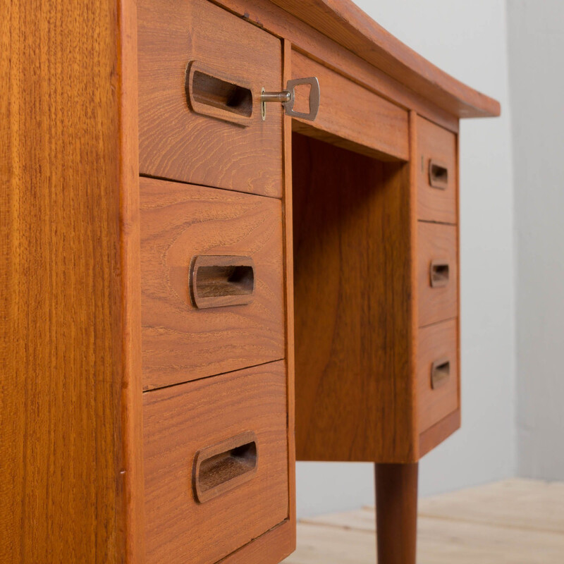 Danish vintage free standing teak desk with curved top, 1960s