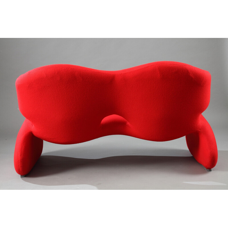 Reupholstered "Djinn" sofa in red fabric, Olivier MOURGUE - 1960s
