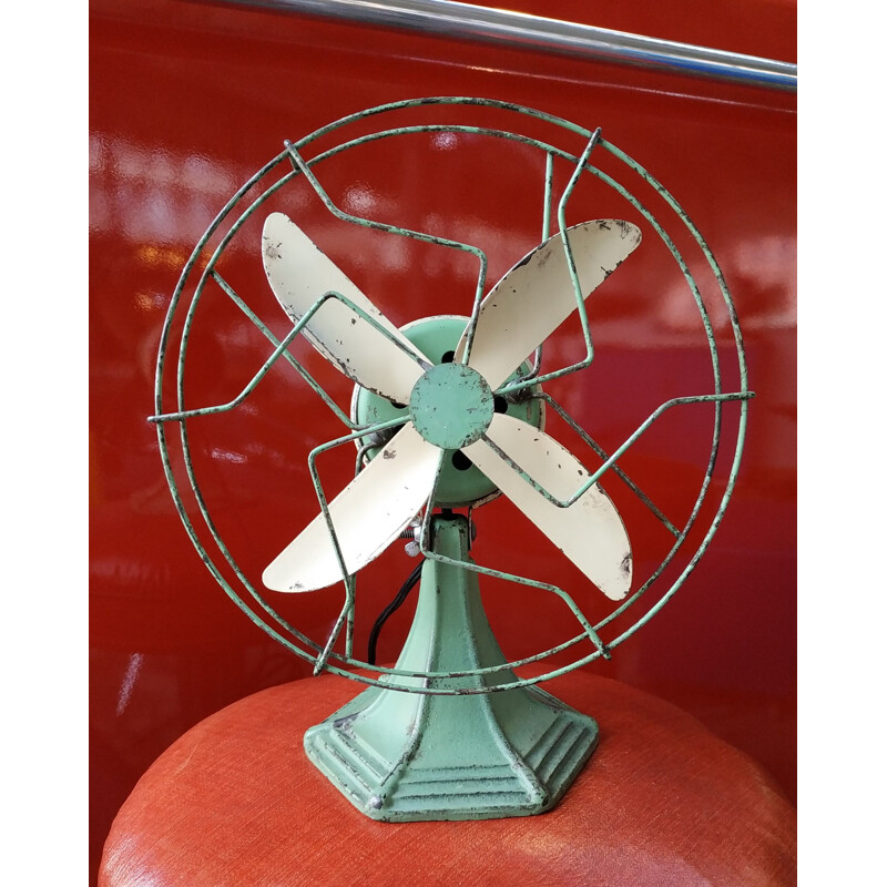 Vintage table America fan by Weinig Products Company, USA 1930s