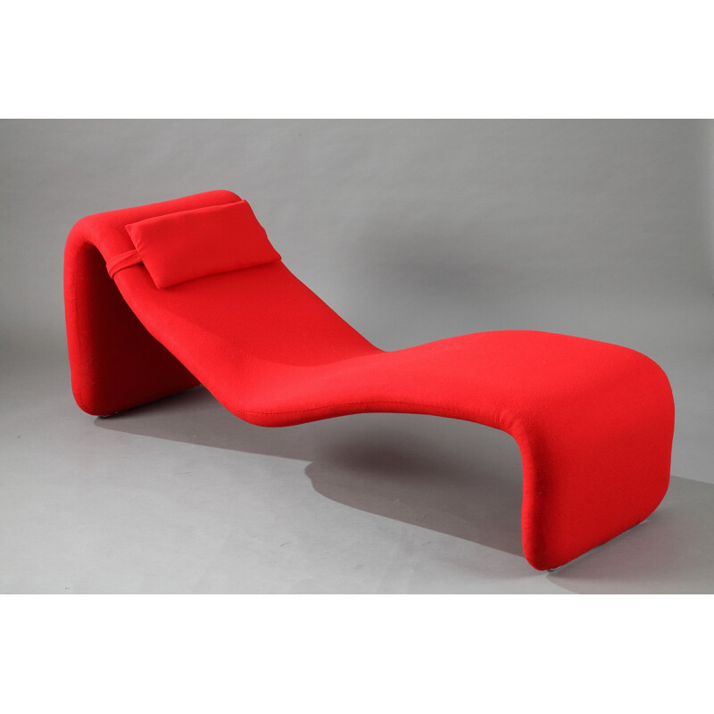 Red Airborne "Djinn" chaise longue in fabric and foam, Olivier MOURGUE - 1960s