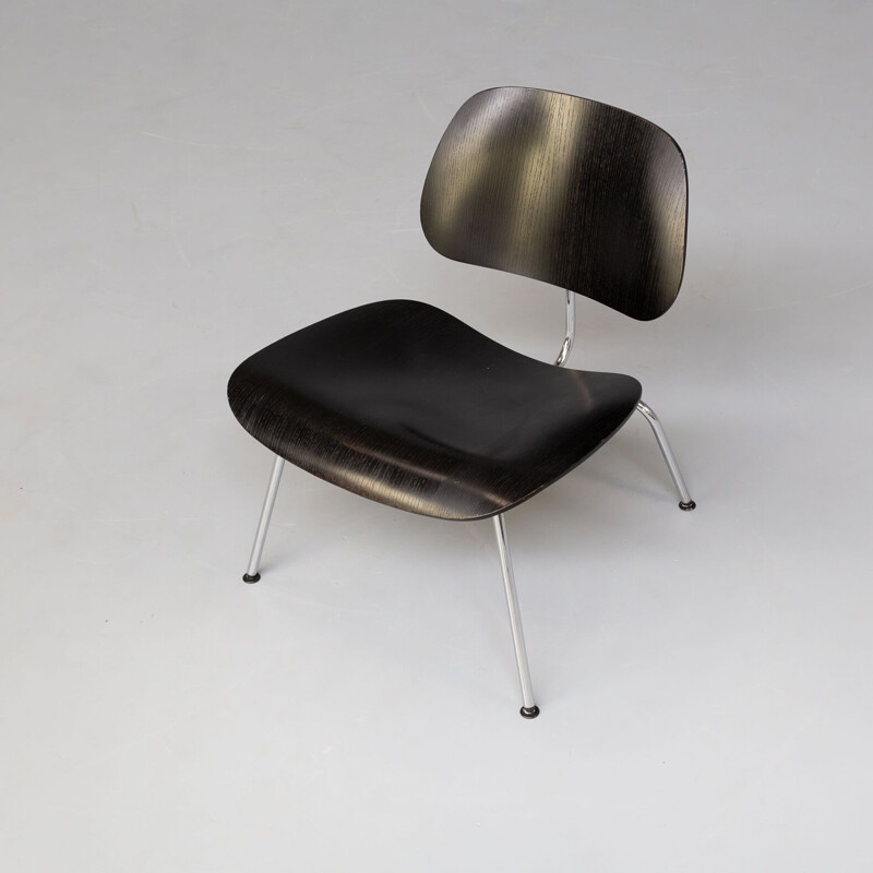 Mid century "LCM" chair by Charles and Ray Eames for Vitra