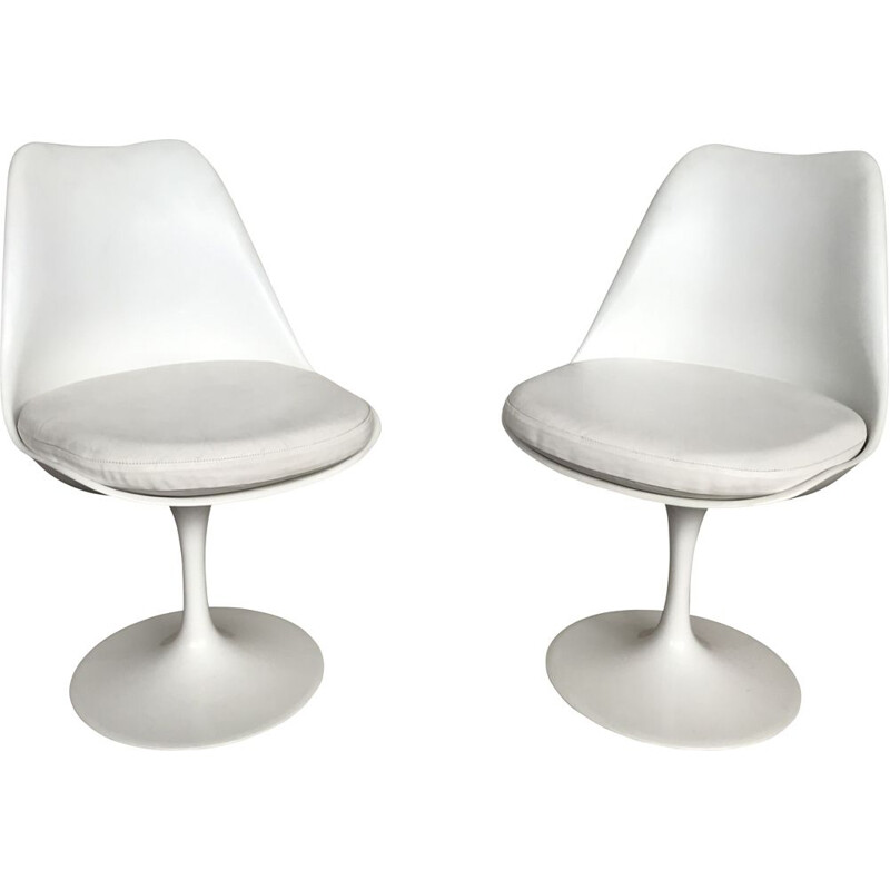 Pair of vintage tulip chairs by Eero Saarinen for knoll, 1970