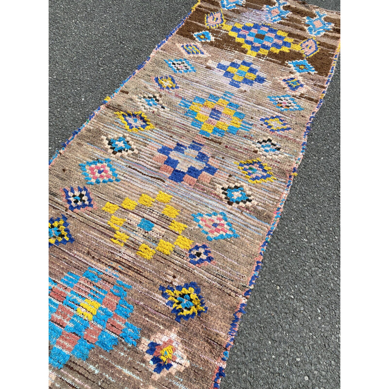 Vintage berber boujaad corridor rug in wool, Morocco 1995