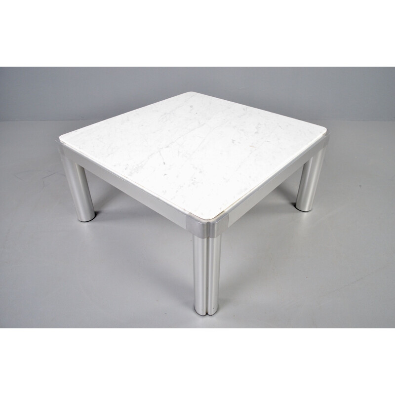 Vintage Le model 100 hite marble coffee table by Kho Liang for Artifort, 1960s