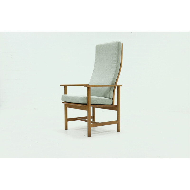 Vintage 2257 oakwood highback armchair by Børge Mogensen for Fredericia Stolefabrik, Denmark 1960s