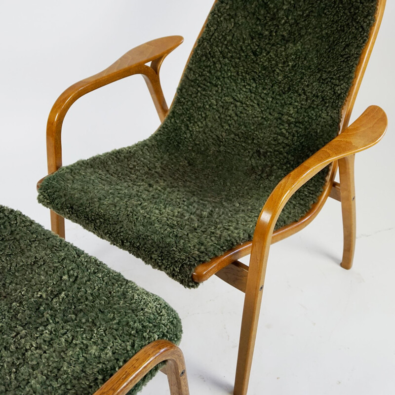 Fauteuil lounge avec ottoman vintage Lamino en peau de mouton verte par Yngve Ekstrom pour Swedese, 1970