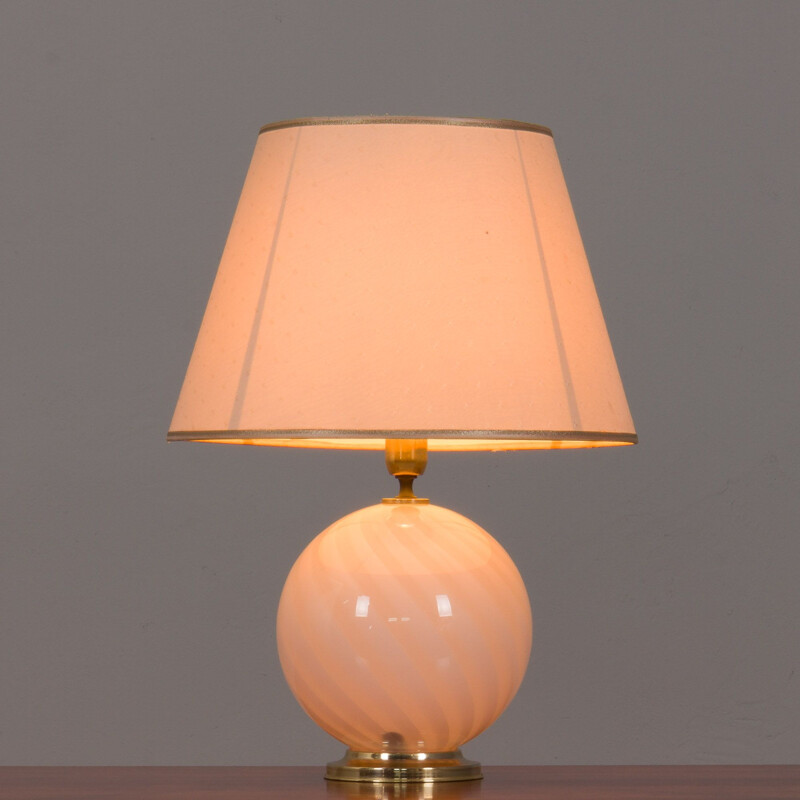 Vintage italienische Tischlampe aus Muranoglas rosa wirbelnd, 1970