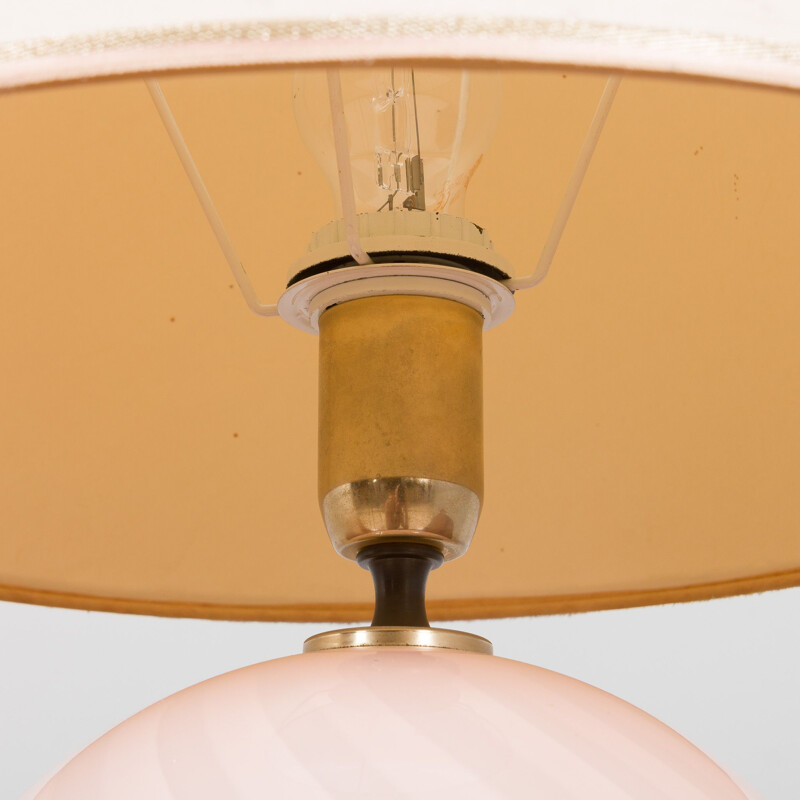 Italian vintage swirl pink Murano glass table lamp, 1970s