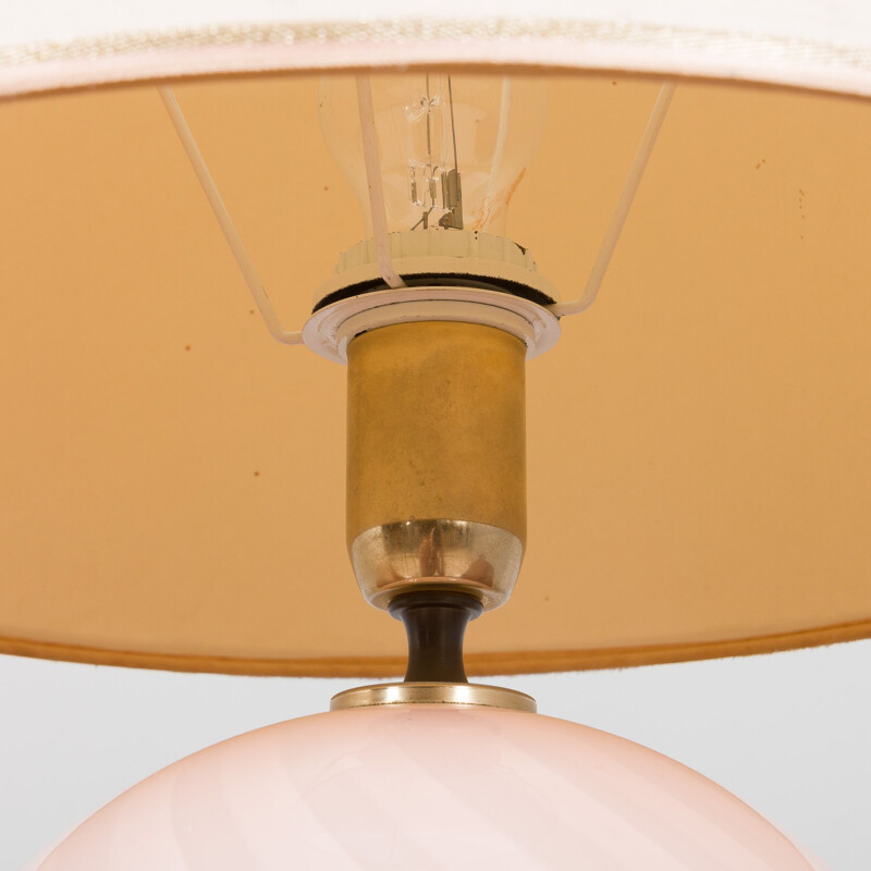 Vintage italienische Tischlampe aus Muranoglas rosa wirbelnd, 1970