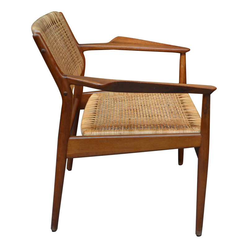 Vintage teak and rattan model 51 armchair by Arne Vodder for Sibast, 1950