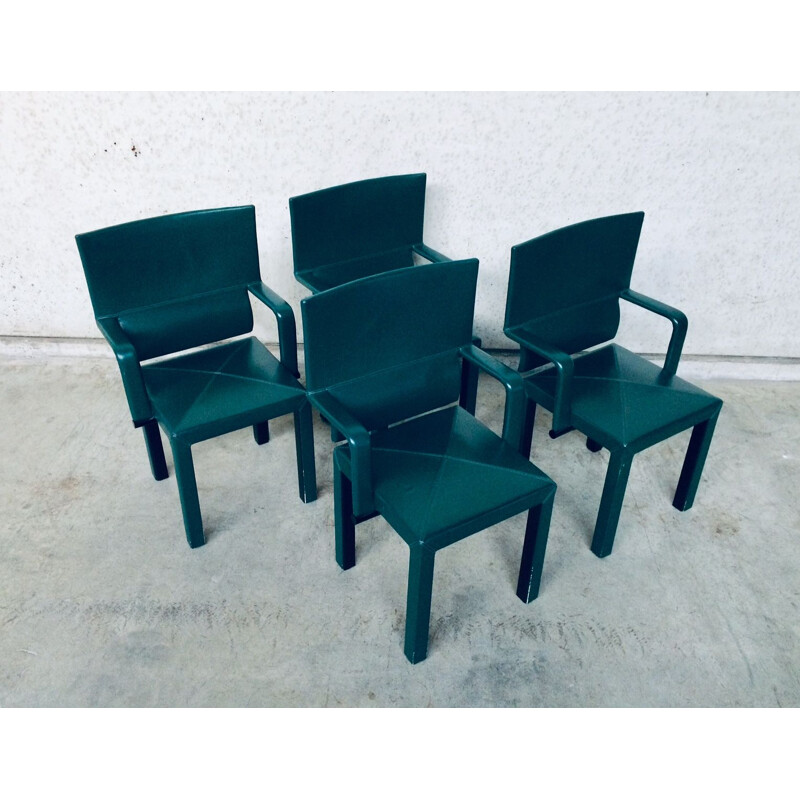 Set aus 4 Vintage-Stühlen mit Armlehnen von Paolo Piva für B