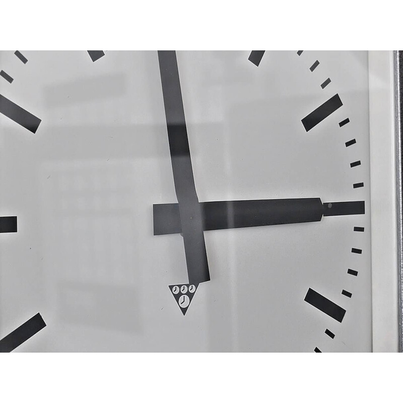 Horloge carrée tchèque Pragotron en métal et verre - 1960