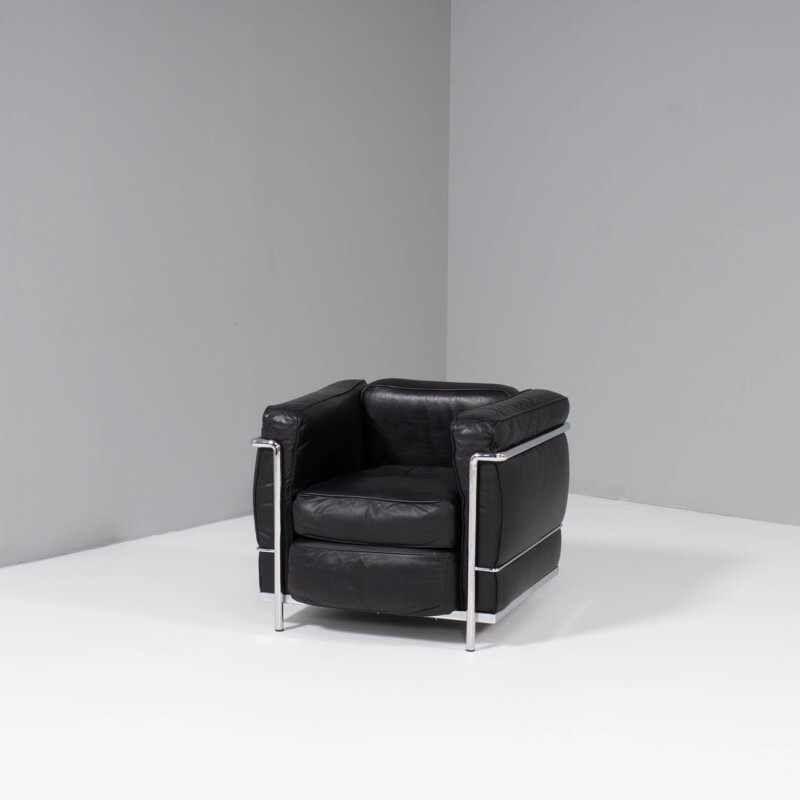 Vintage Le Corbusier black leather armchair by Pierre Jeanneret & Charlotte Perriand for Cassina