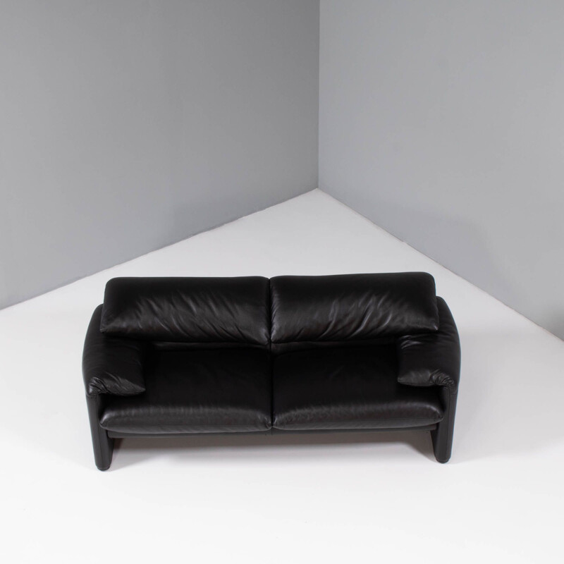 Maralunga black leather vintage sofa by Vico Magistretti for Cassina, 1973