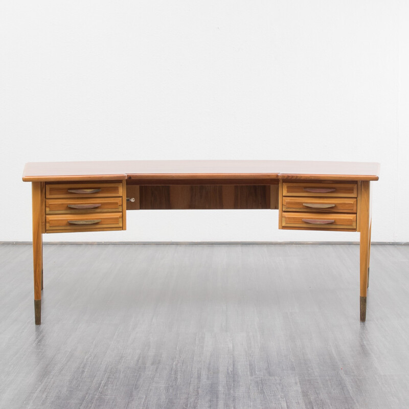 Desk in walnut - 50s