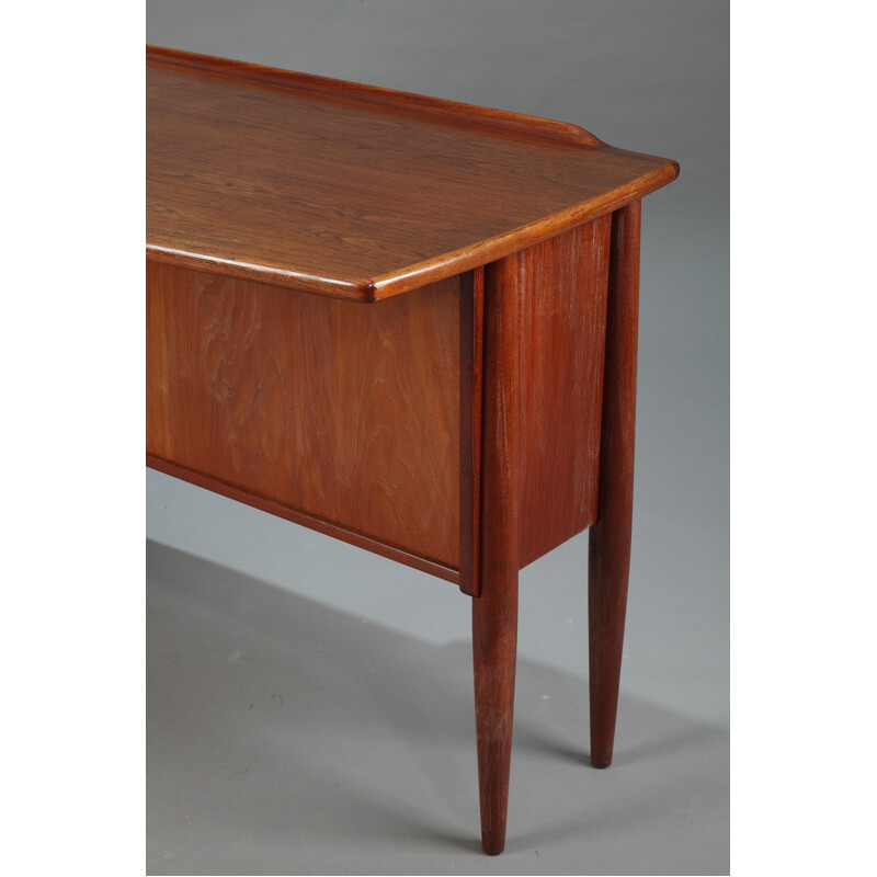 Danish desk in rosewood, Peter Løvig NIELSEN - 1950s