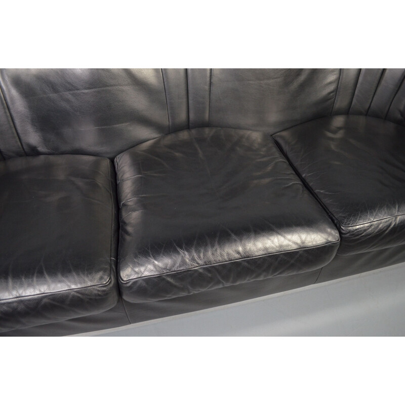 Vintage "Onda" 3-seater sofa in black leather by De Pas, D'Urbino & Lomazzi for Zanotta