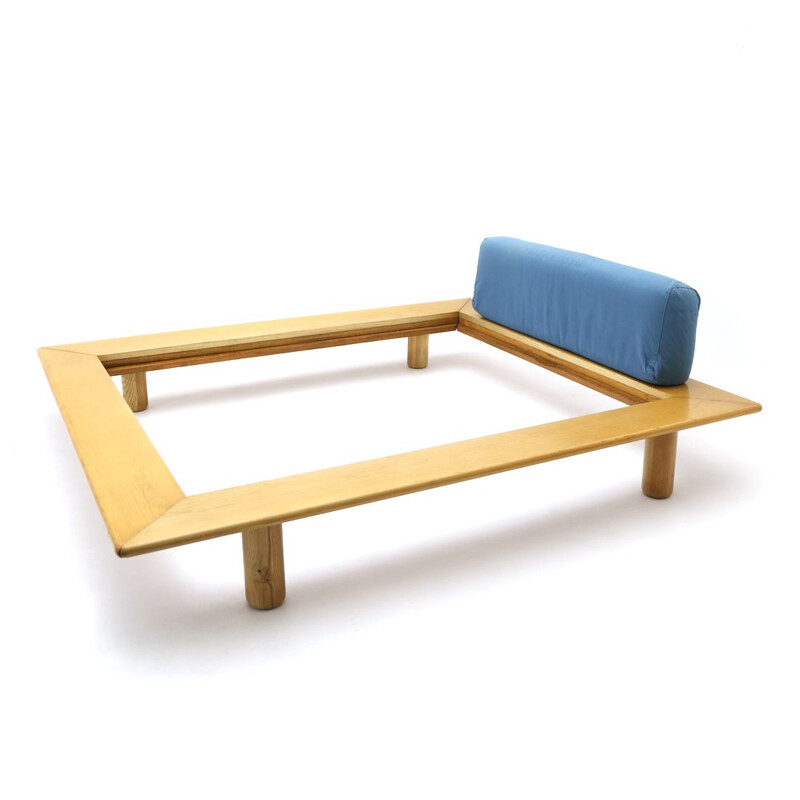 Vintage "Tai" bed in ashwood by Roberto Pamio and Renato Toso for Stilwood, 1970s