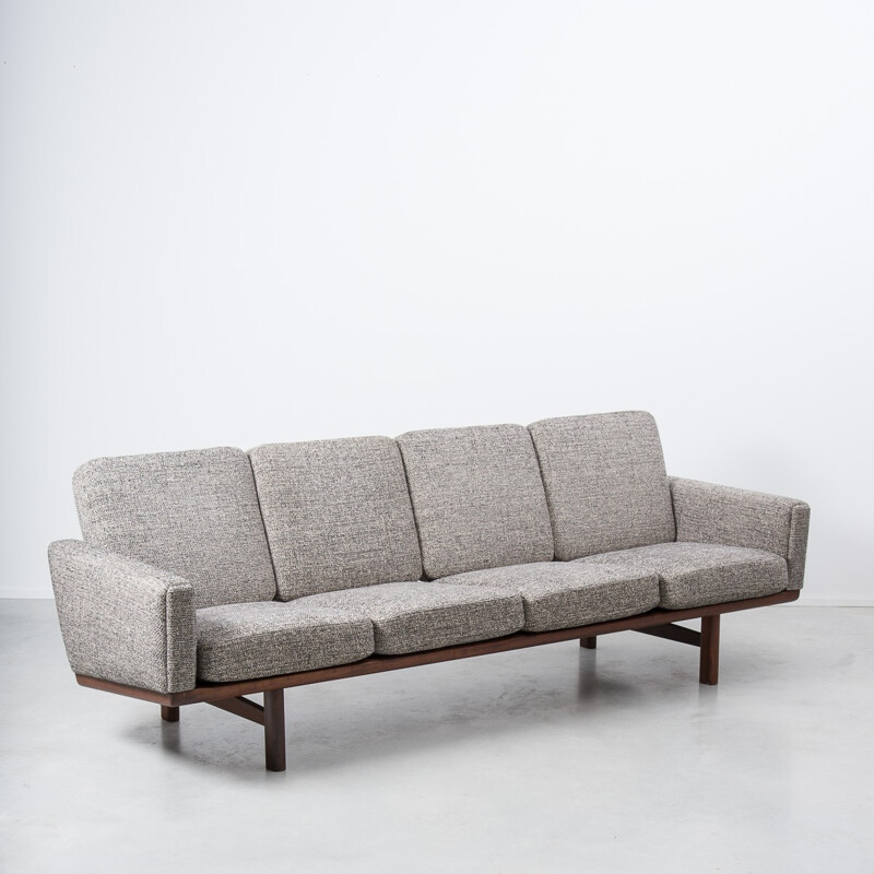 Getama "GE236/3" sofa in wool, Hans J. WEGNER - 1950s