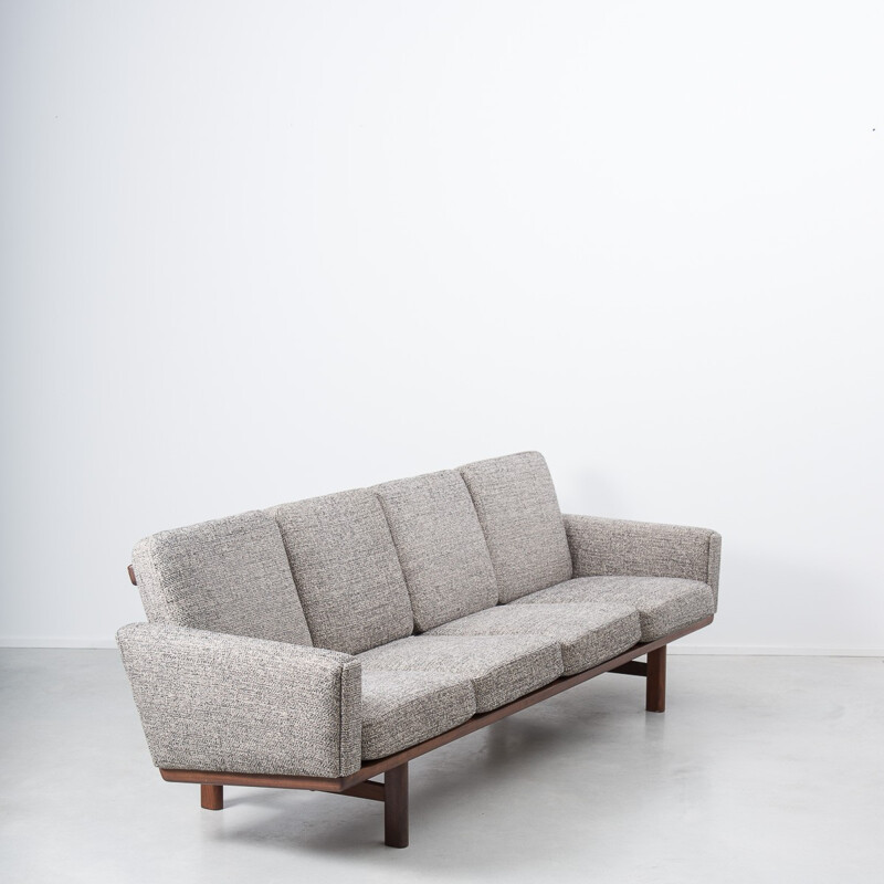 Getama "GE236/3" sofa in wool, Hans J. WEGNER - 1950s