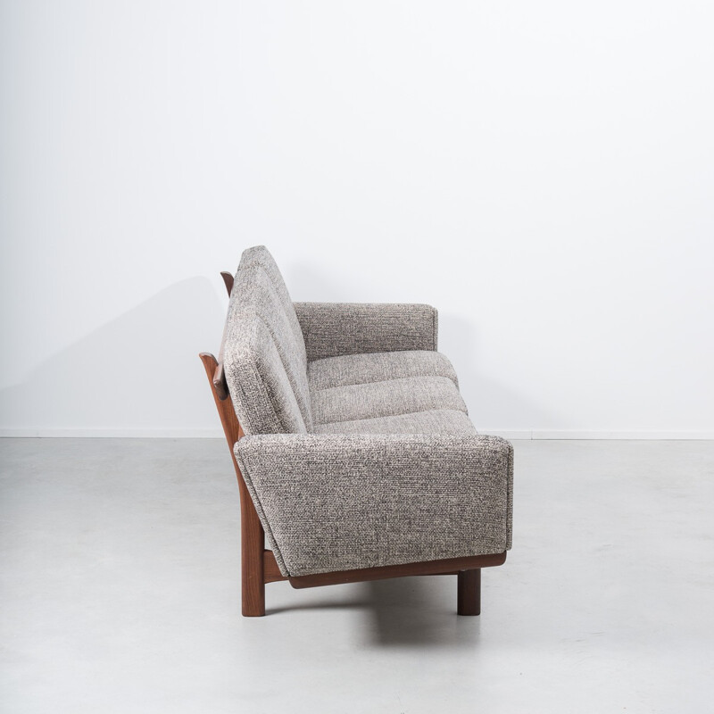 Getama "GE236/3" sofa in wool, Hans J. WEGNER - 1950s