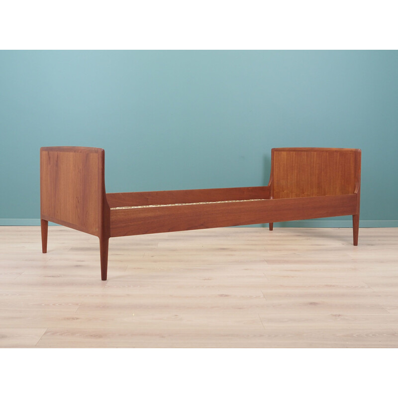 Teak vintage bed by Omann Jun, Denmark 1970s