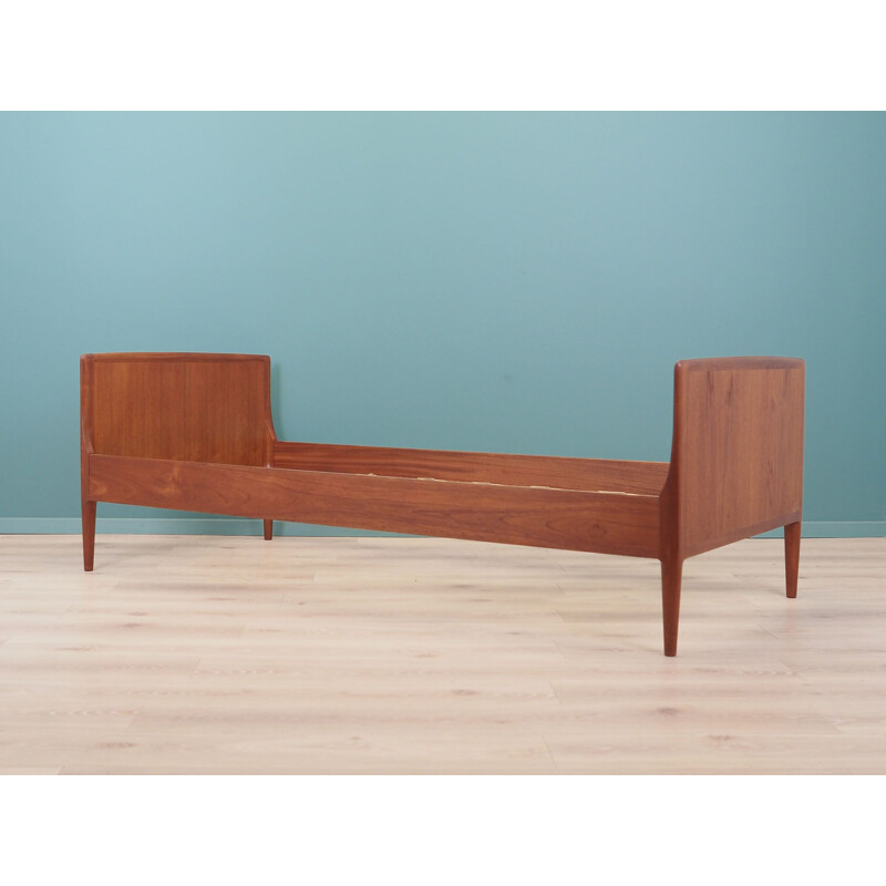 Teak vintage bed by Omann Jun, Denmark 1970s