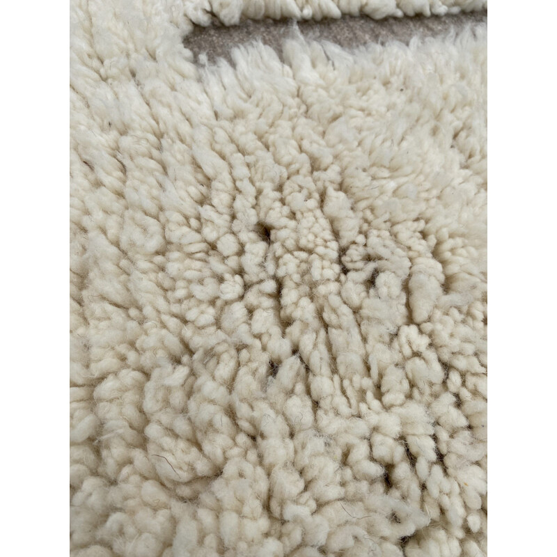 Vintage berber m'rirt hallway rug in wool, Morocco 2021
