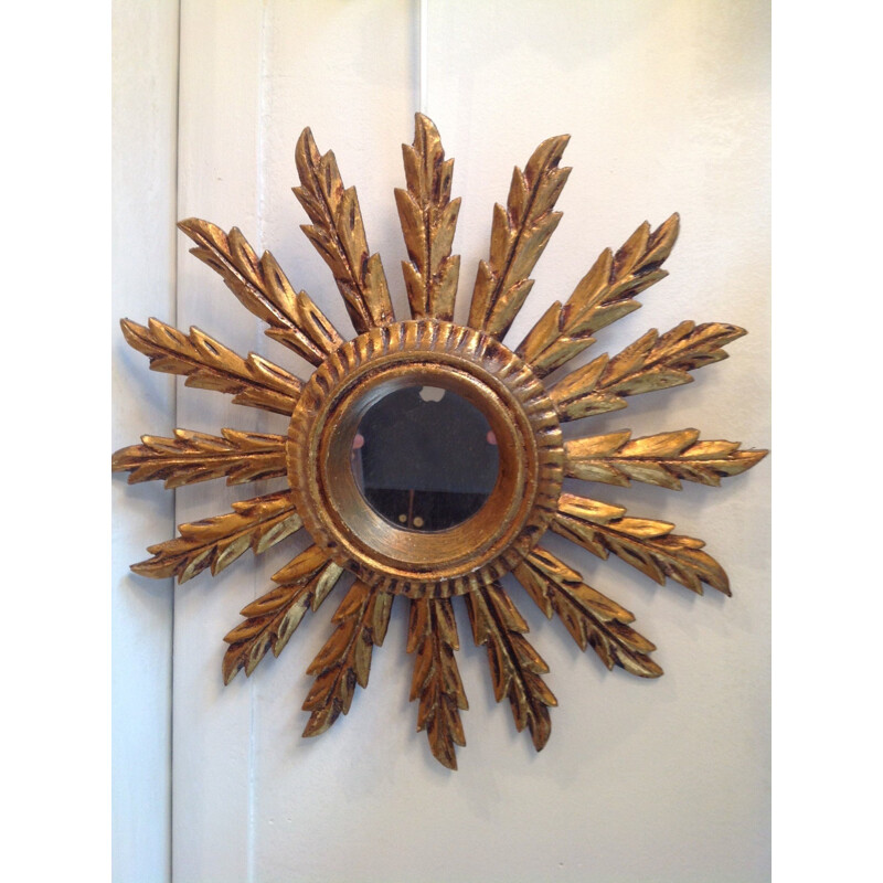 Petit miroir soleil vintage en bois doré - 1960