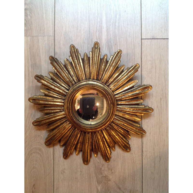 Small Italian sun shaped mirror in resin - 1950s