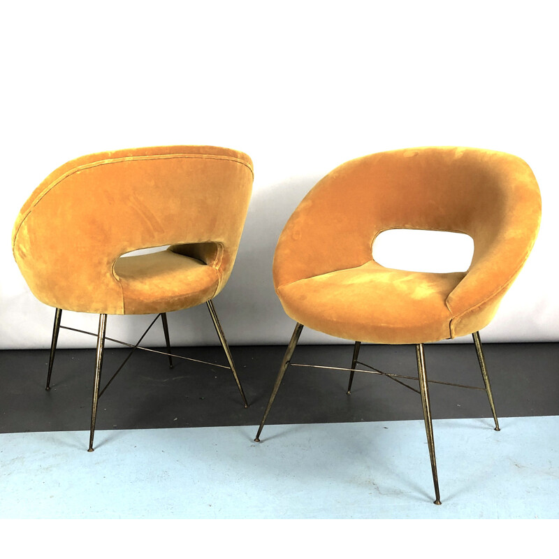 Paar vintage fauteuils in goudfluweel van Silvio Cavatorta, 1950