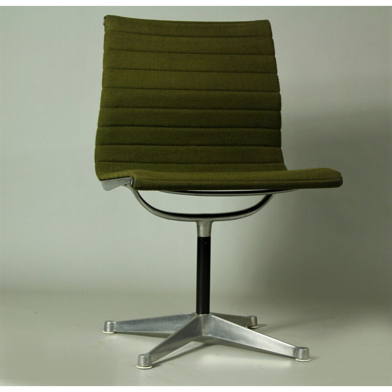 Vintage EA 105 Alu desk armchair by Ch. & R. Eames for Herman Miller, USA 1973-1975