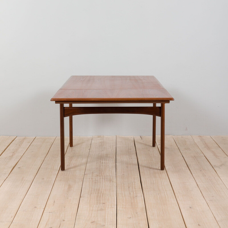 Teak vintage extendable dining table by Johannes Andersen for Uldum Møbelfabrik, Denmark 1960s