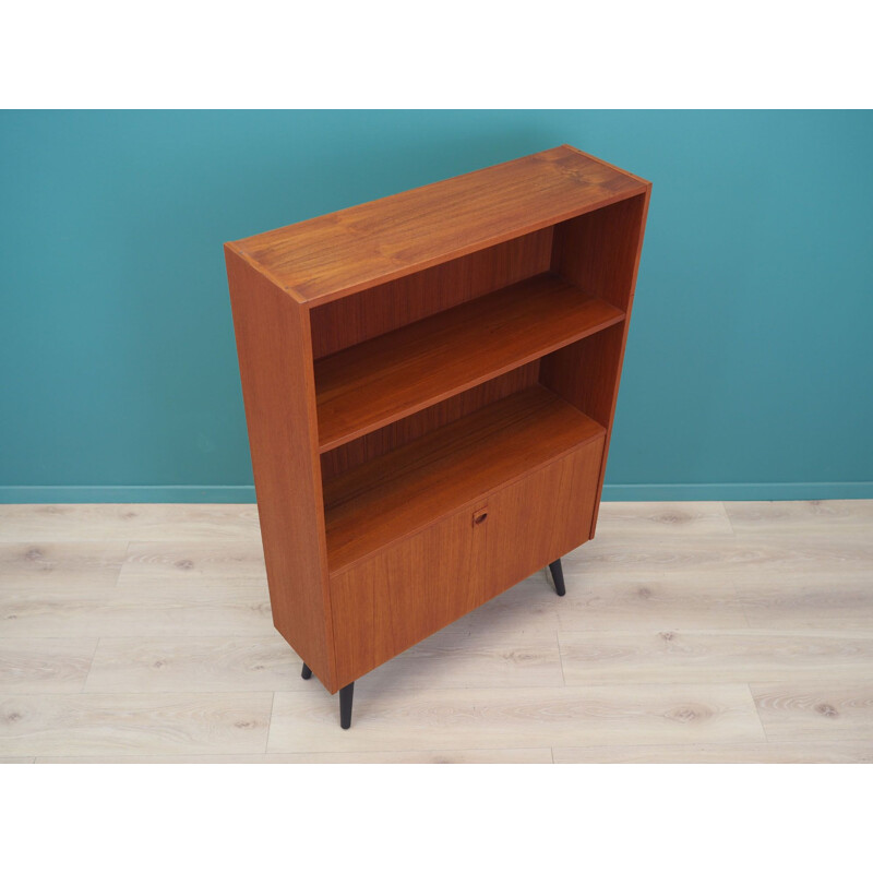 Vintage teak bookcase danish design, Denmark 1970s