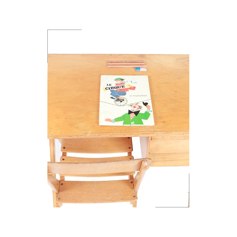 Child desk and its chair in wood - 1960s