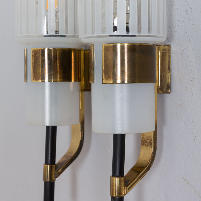 Italian mid century wall lamp in brass and striped glass, 1960s