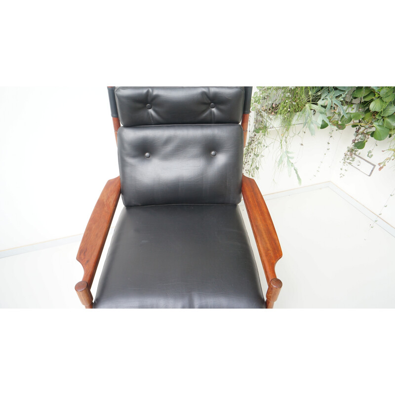 Armchair in black leatherette and Rio rosewood - 1950s